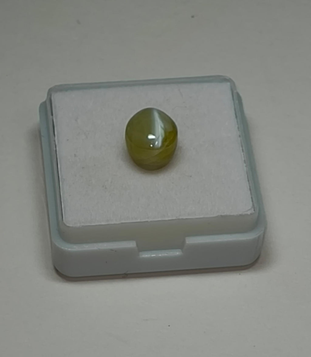 Natural Cats Eye (Lehsunia) 5.27 Ratti – Premium Certified Gemstone