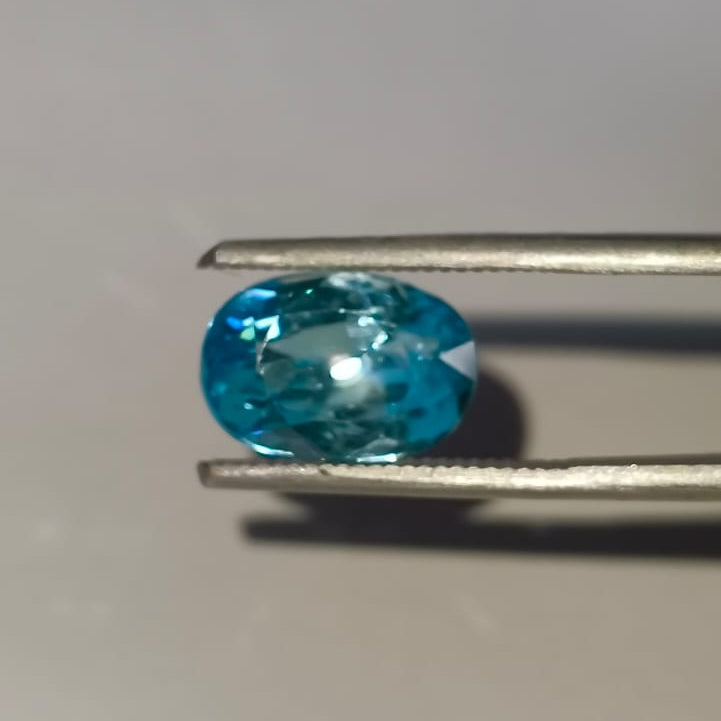 Natural Blue Zircon 5.80 Ratti (Approx. 5.33 Carat) – Certified Natural Blue Zircon Gemstone | Brilliant Blue Sparkle | Astrological Gemstone