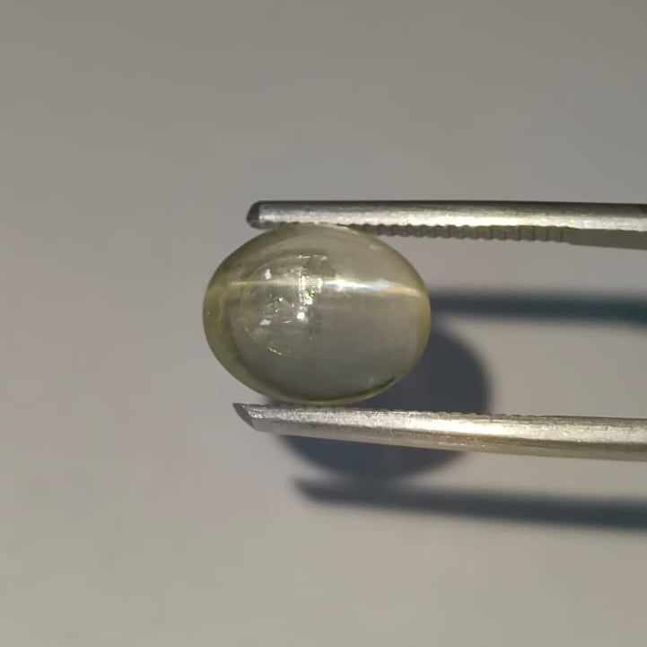 Natural Cat's Eye (Lehsunia) 3.33 Ratti Certified Gemstone | Original Chrysoberyl Stone