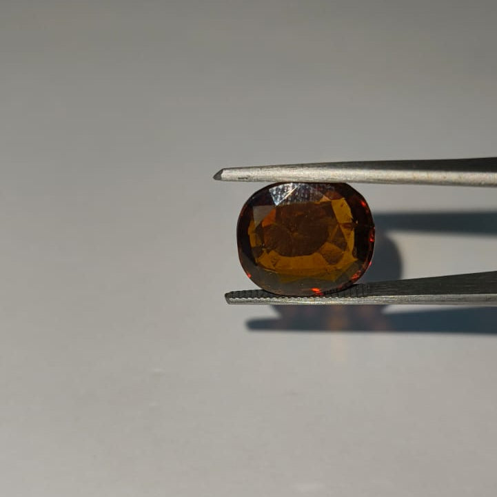 Natural Gomed (Hessonite Garnet) 10.60 Ratti (9.54 CTS) Certified Gemstone – Natural Honey Brown Ceylon Gomed for Rahu – Astrological Gem