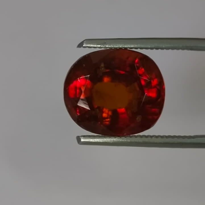 Natural Gomed (Hessonite Garnet) 10.40 Ratti (9.36 CTS) Certified Gemstone – Natural Honey Brown Rahu Stone for Astrology & Jewellery.