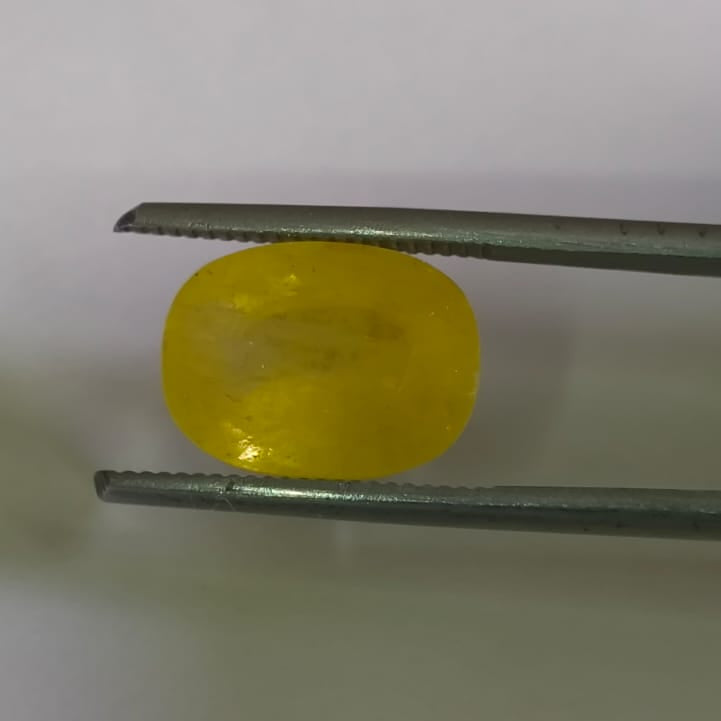 Natural Thai Bangkok Yellow Sapphire 6.41 Ratti (Approx. 5.90 Carat) – Certified Pukhraj Gemstone | Natural Yellow Sapphire | Astrological Gemstone