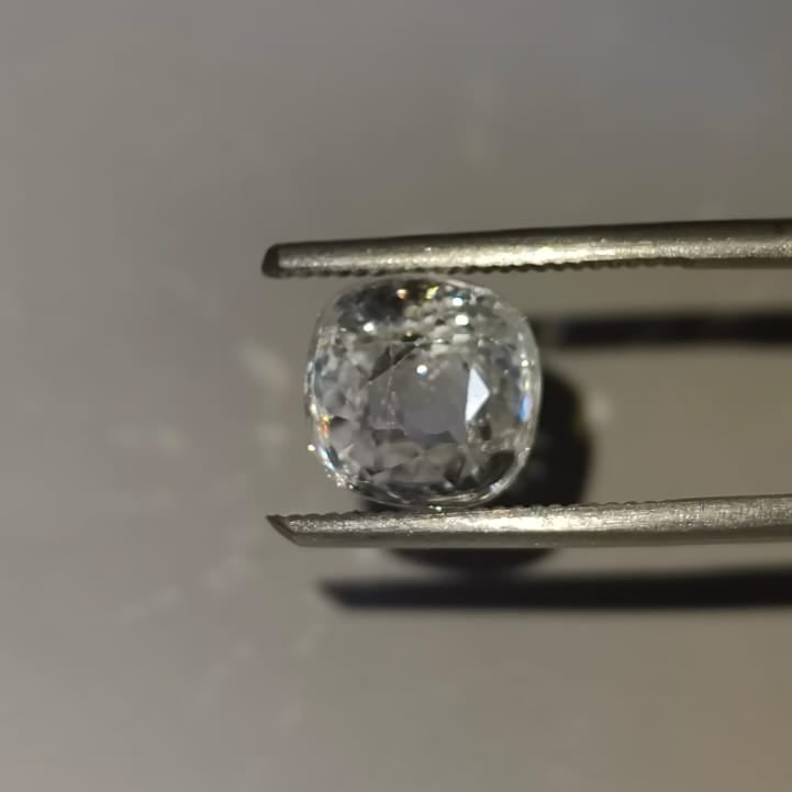 Natural White Zircon 5.82 Ratti (Approx. 5.34 Carat) – Certified White Zircon Gemstone | Brilliant Cut | Astrological Gemstone