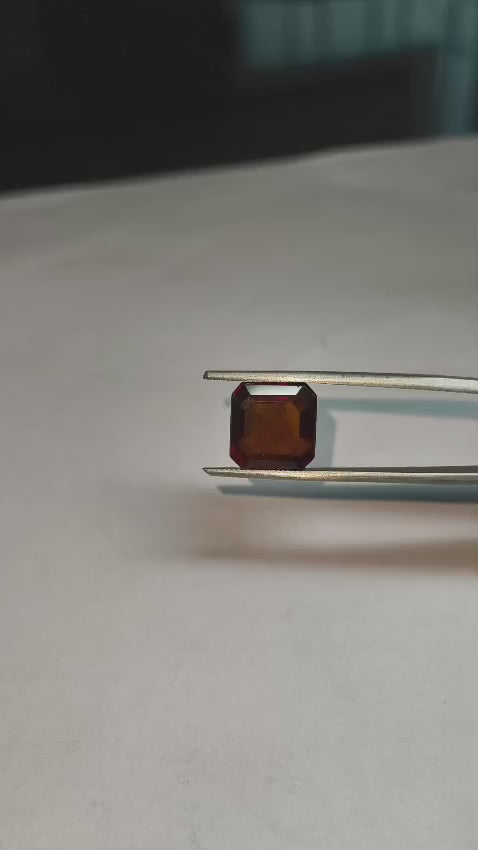 Natural Gomed (Hessonite Garnet) 11.07 Ratti – Premium Certified Gemstone