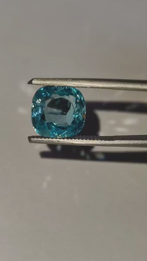 Natural Blue Zircon 6.71 Ratti (Approx. 6.17 Carat) – Certified Natural Blue Zircon Gemstone | Brilliant Blue Sparkle | Astrological Gemstone