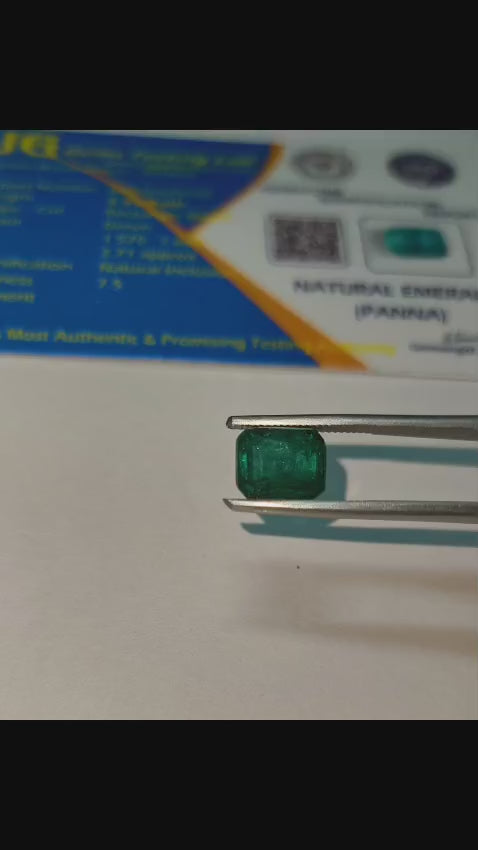 Natural Panna (Emerald) 3.53 Ratti | Original Certified Astrological Gemstone